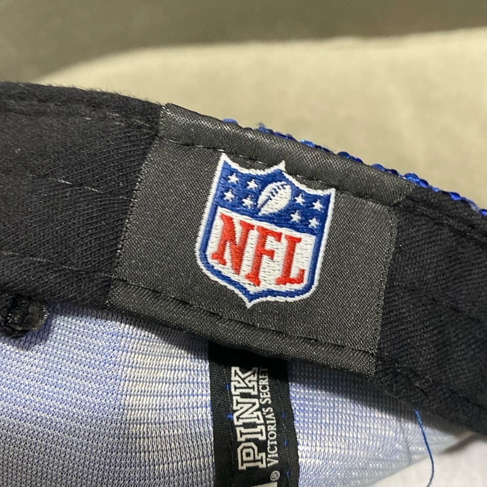 Victoria's Secret Pink Limited Edition NFL NEW YORK GIANTS NFL baller CAP HAT - Picture 14 of 15